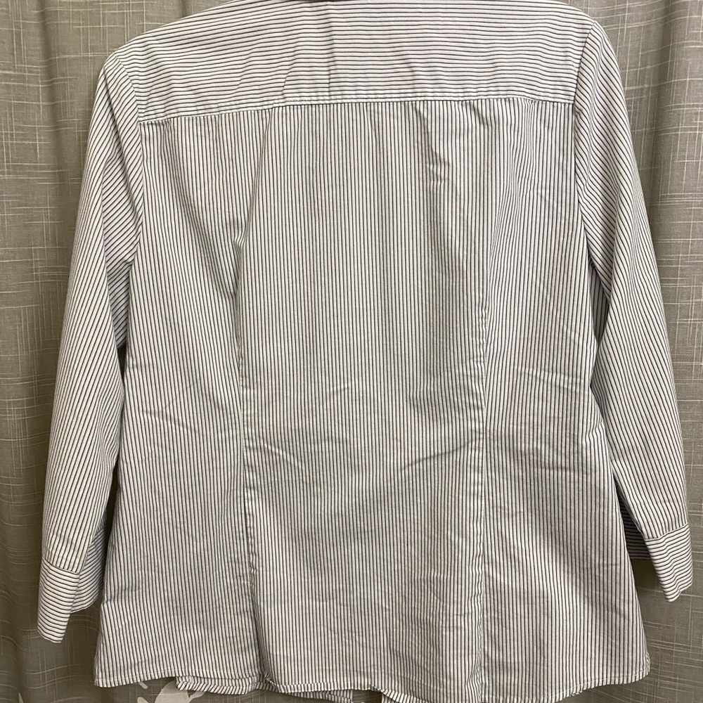 Women’s Button Down Shirt